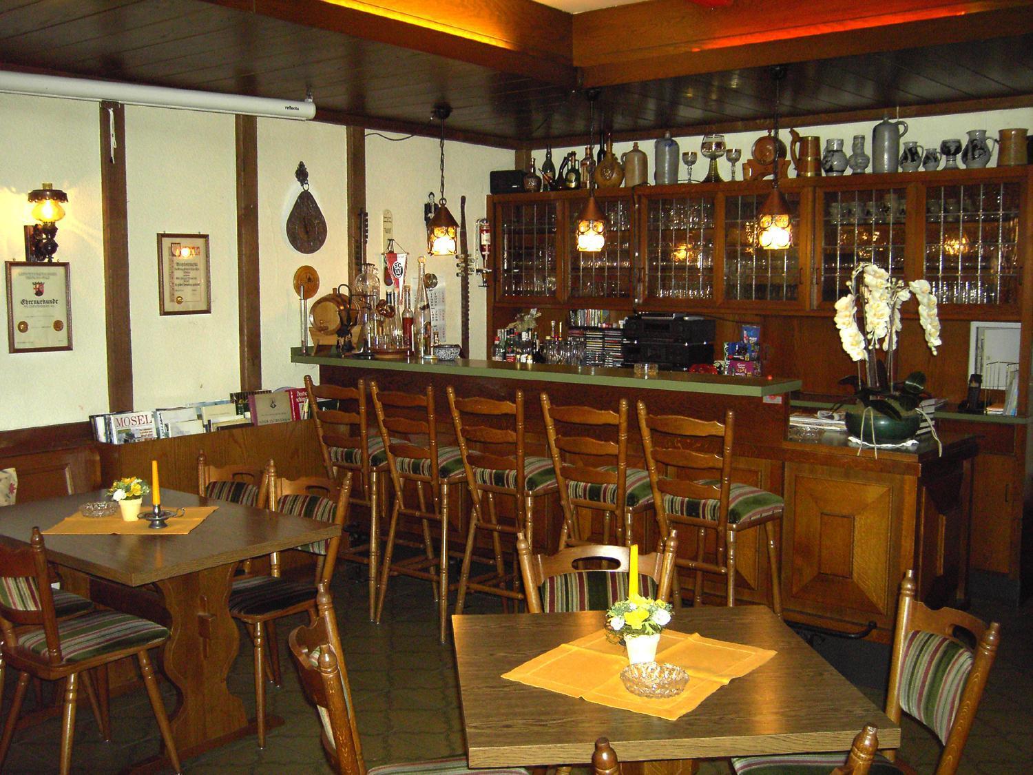 Weinstube Pension Moselbluemchen Zeltingen-Rachtig Esterno foto